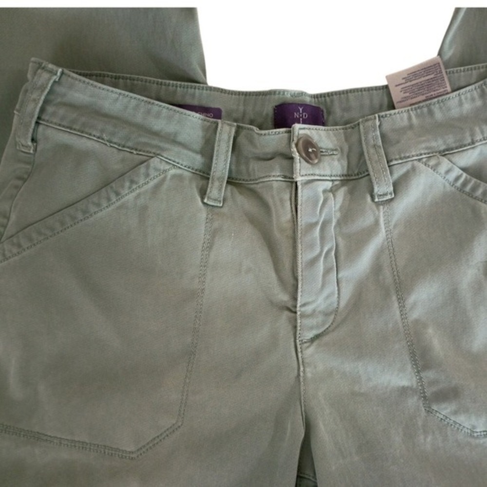 NYDJ Reese Relaxed Chino Sage Green Lift Tuck Pants Womens Size‎ 10 Utility - Picture 5 of 13